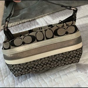 Coach purse - about 8.5 x 5 ish - like new